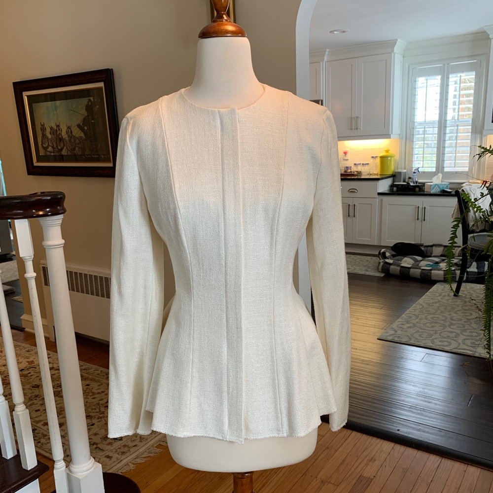 NWT Theory Movement Peplum Ivory Linen jacket 10